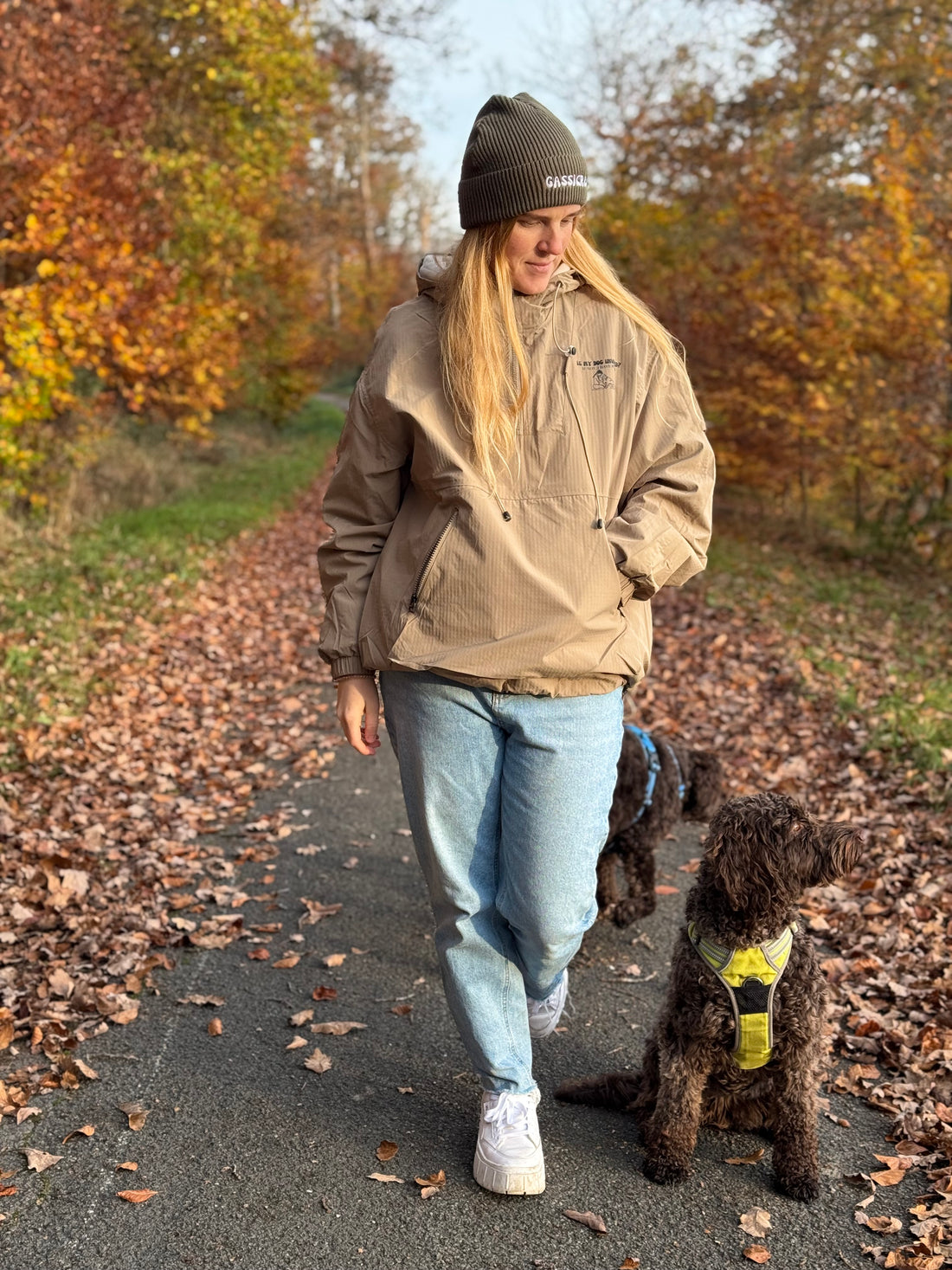 Me and my dog -windbreaker sand - LieblingsHaustier